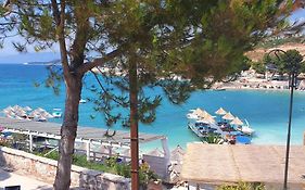 Emar Beachfront Hotel Ksamil